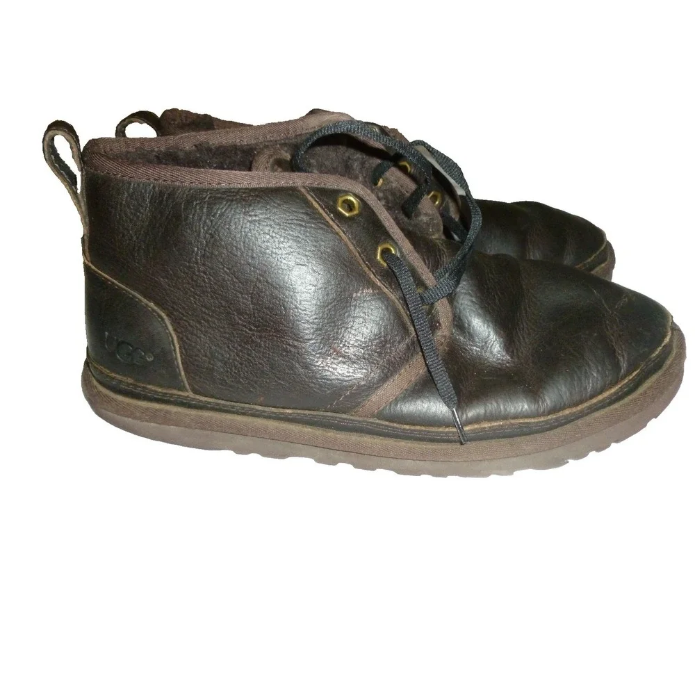 UGG Leighton Mens Dark Brown Leather Sheepskin Lined Chukka Boots Size 8 10089